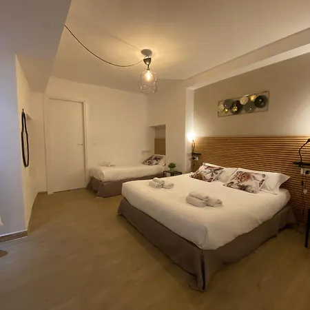 Tao House Πανσιόν Ταορμίνα