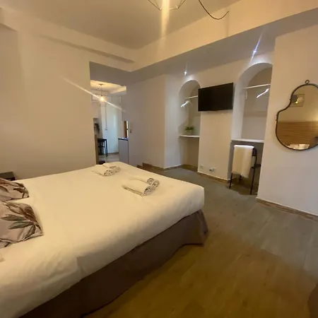 Tao House Πανσιόν 3*