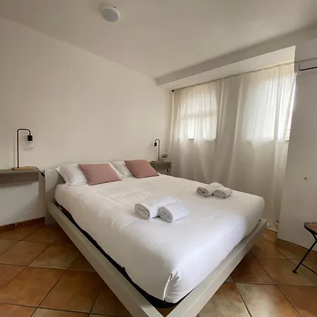 Tao House Πανσιόν 3*