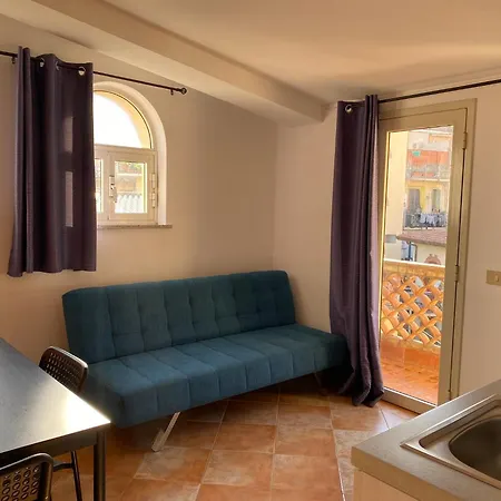 Tao House 3* تاورمينا